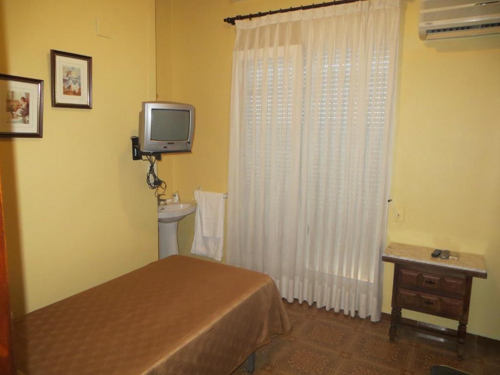 Hostal Vera Carlet Exterior photo